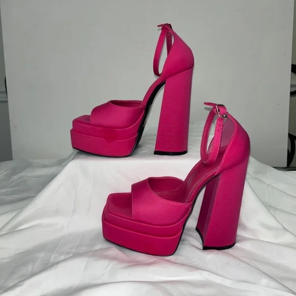 Public Desire Hot Pink Platform Barbie Inspired 70’s Retro Sexy Heel size UK 4 - Picture 12 of 12